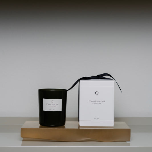 DOMUS SANCTUS – Scented Candle 210g